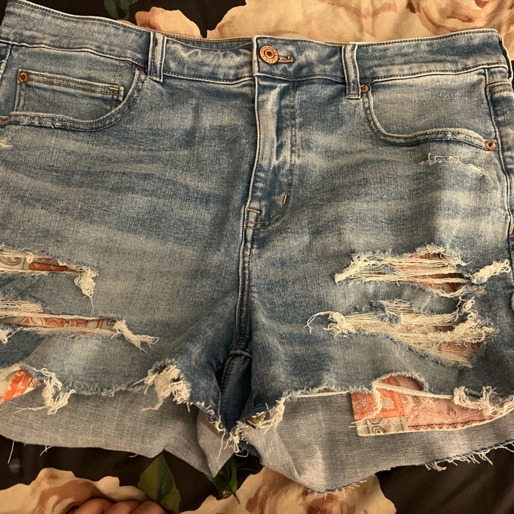 American Eagle high rise shorties